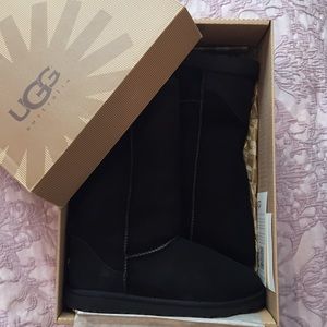 Ugg classic tall boots